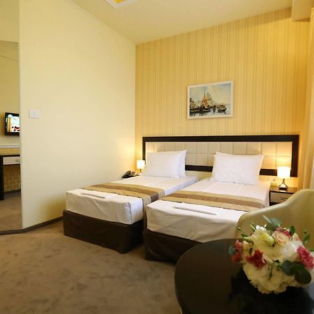 Best Western Plus Briston Otopeni Ngoại thất bức ảnh