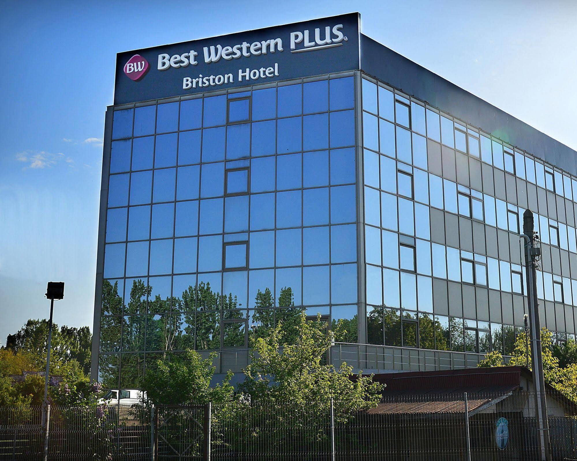 Best Western Plus Briston Otopeni Ngoại thất bức ảnh