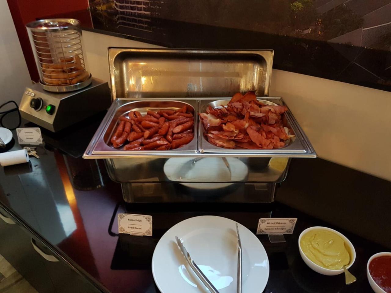 Best Western Plus Briston Otopeni Ngoại thất bức ảnh