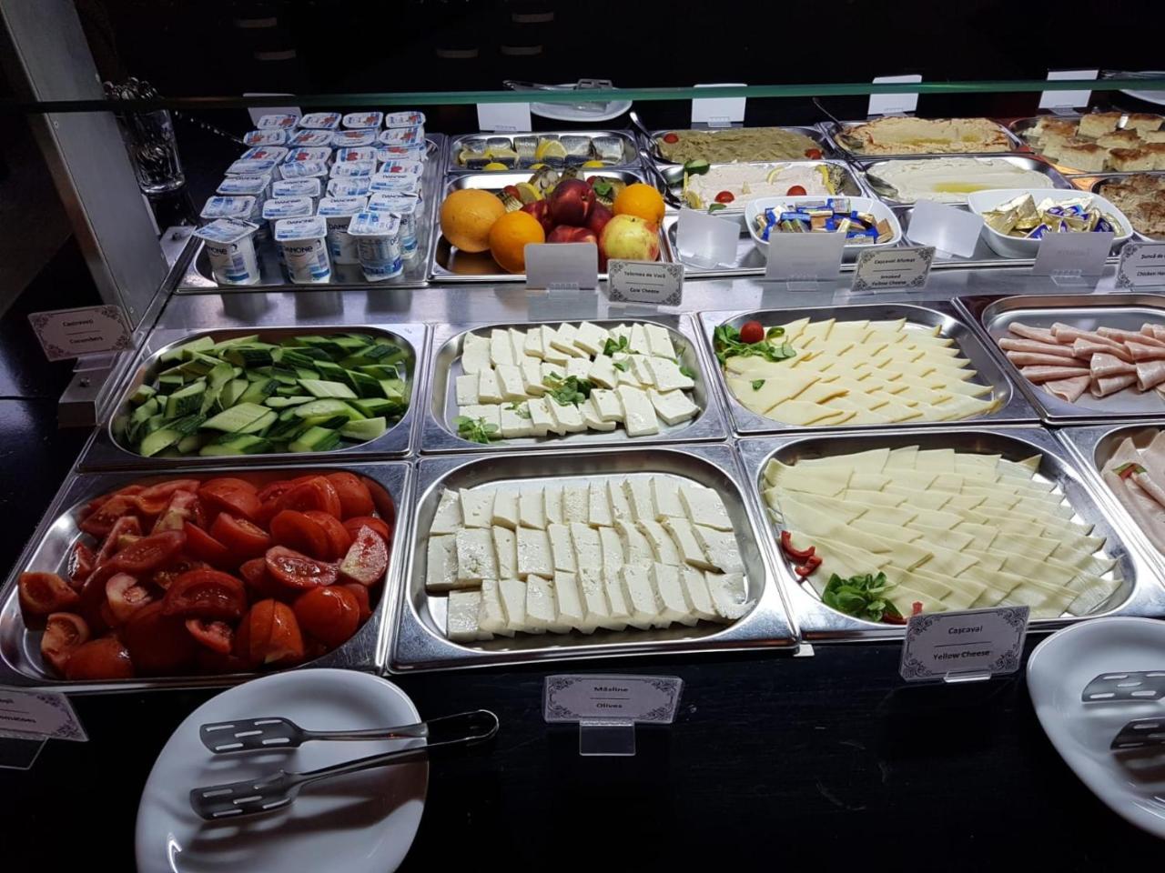 Best Western Plus Briston Otopeni Ngoại thất bức ảnh